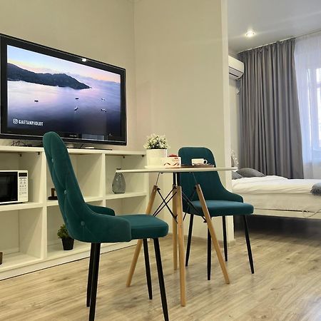 Apartament Uutnaya Quartira V Novom Dome Pawłodar Zewnętrze zdjęcie